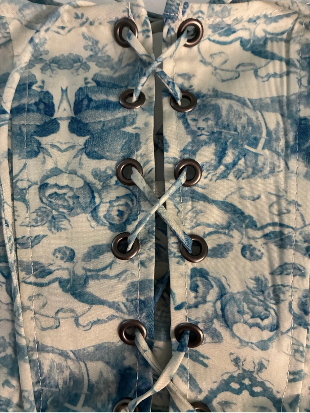 Porcelain Corset - Picture 12 of 16